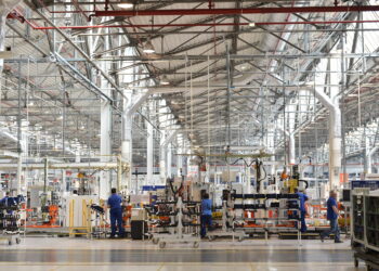 ¿Cómo resolver los desafíos empresariales de los empleados de primera línea?