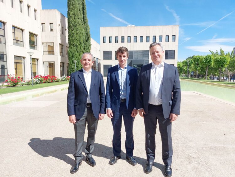 Miguel Gallego Jorge Sendagorta y Ricardo Abad-Sener-Quark-directortic-taieditorial
