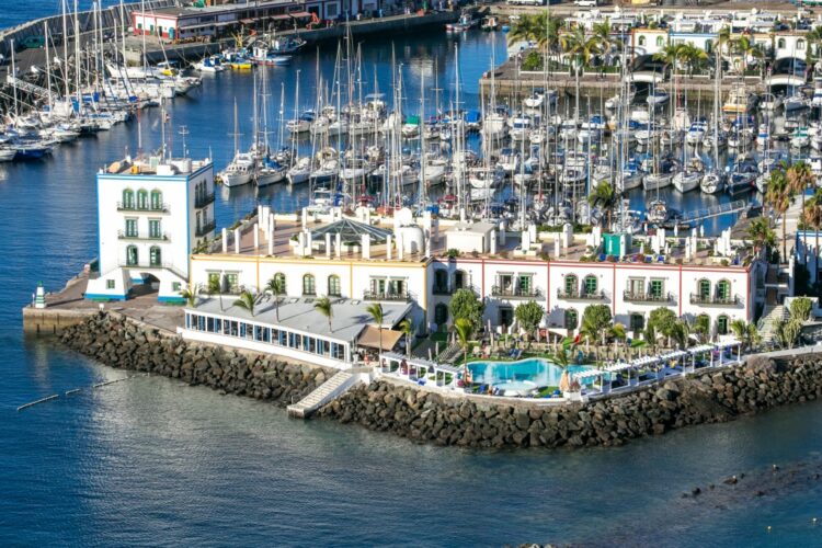 Hoteles Livvo-directortic-taieditorial