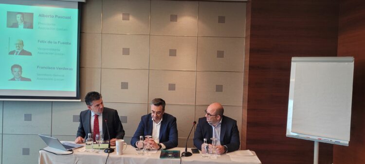 Congreso Aslan-directortic-taieditorial