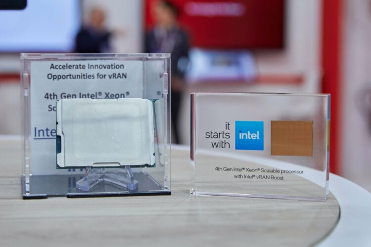 Intel y Vodafone-directortic-taieditorial