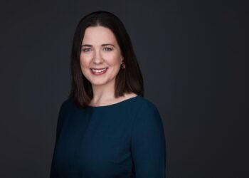 Crayon cada vez más fuerte en AWS-Melissa Mulholland CEO de Crayon