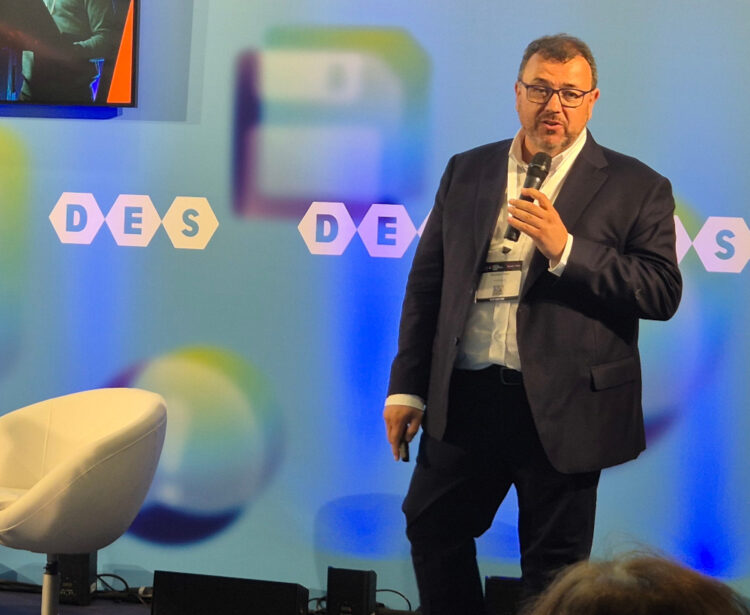Flexxible propone simplificar la seguridad en DES2024