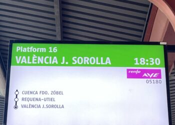 Samsung lleva la innovación a las estaciones ADIF con las pantallas OH55