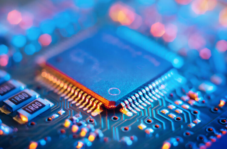 microchips-directortic