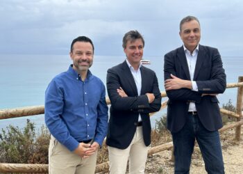 Orizon ayuda a Nuek- Directortic