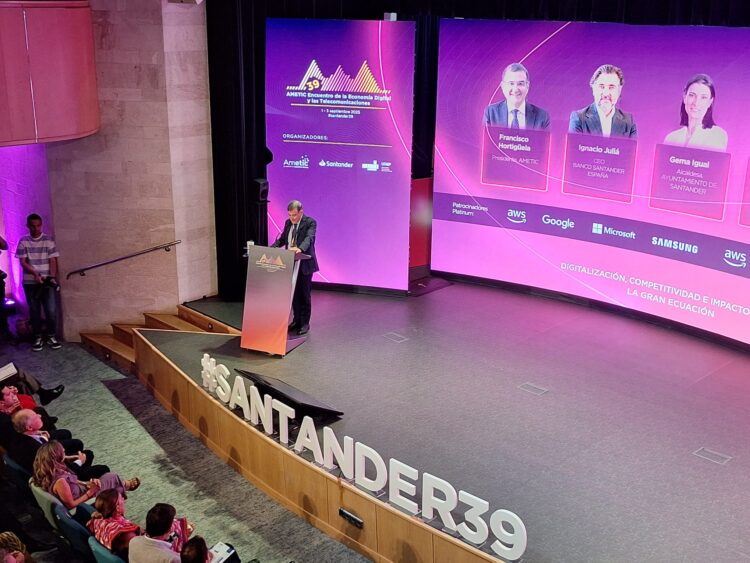 AMETIC resalta en Santander el papel de la digitalización como motor para reducir brechas sociales y económicas