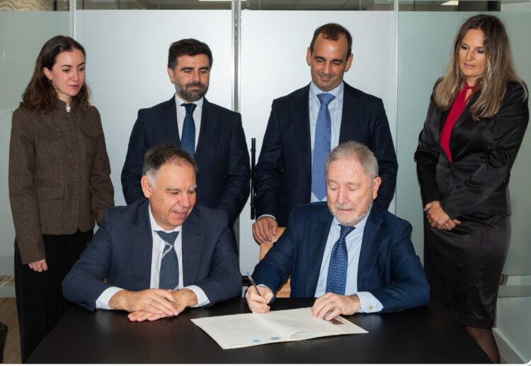 España refuerza su liderazgo en salud digital con una inversión pública de 9,9 millones de euros