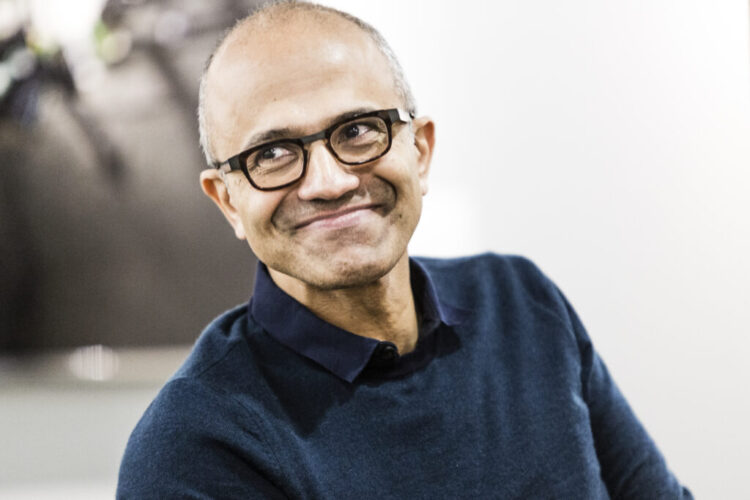 Microsoft supera las expectativas gracias a la cloud y a Copilots: “Continuaremos aumentando nuestras inversiones en IA”