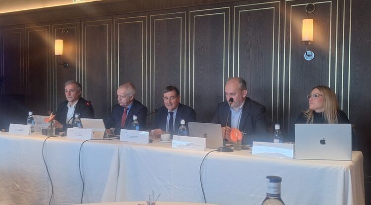 Colaboración público-privada y talento, ejes de la Agenda Digital 2026-2030 de AMETIC