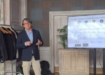 Arbentia crece un 24 % y acelera su transformación con IA y el modelo “Cliente Cero”