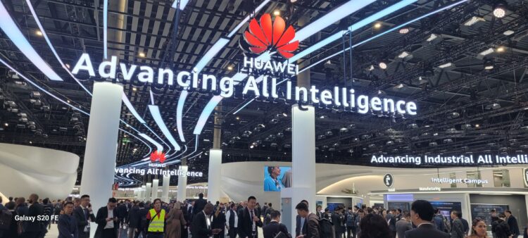 ejes de la estrategia IT de Huawei-directortic
