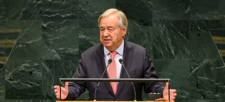 Antonio Guterres insta a gobernar la IA “antes de que nos gobierne a nosotros”